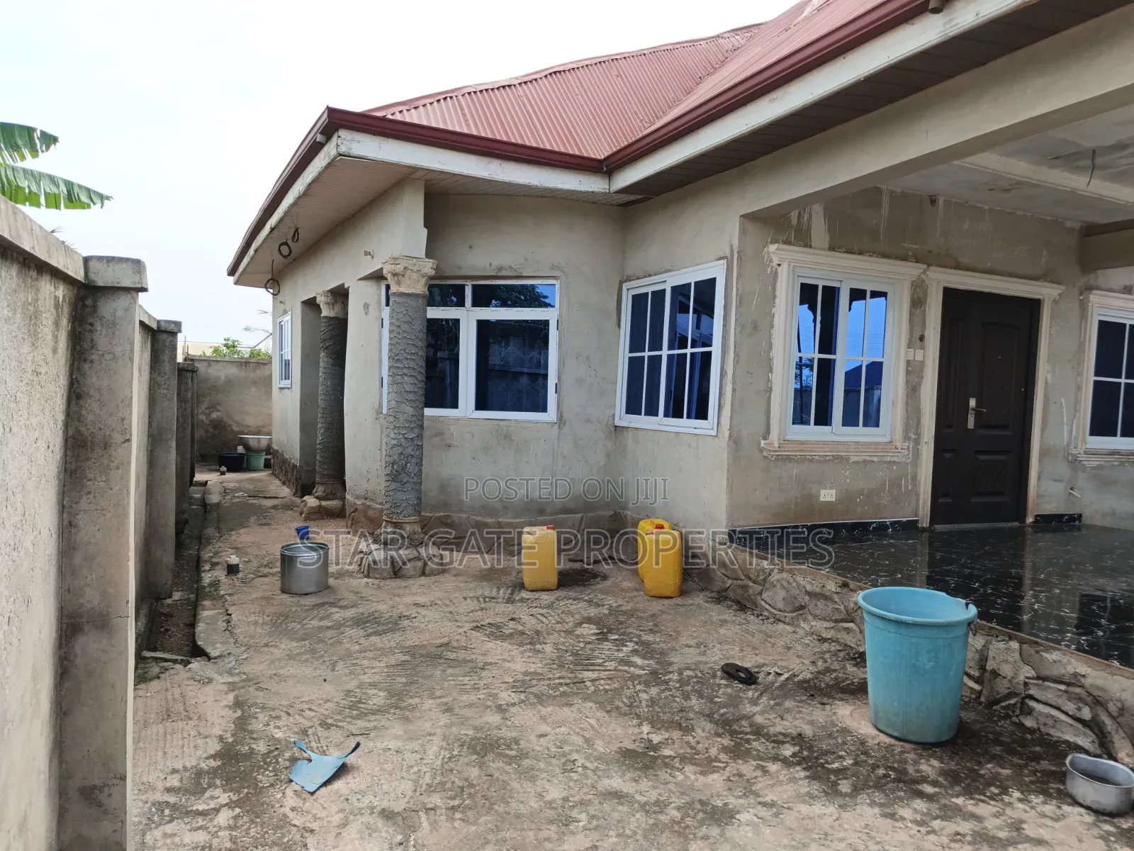 3bdrm House in Adankwaame, Kumasi Metropolitan for sale