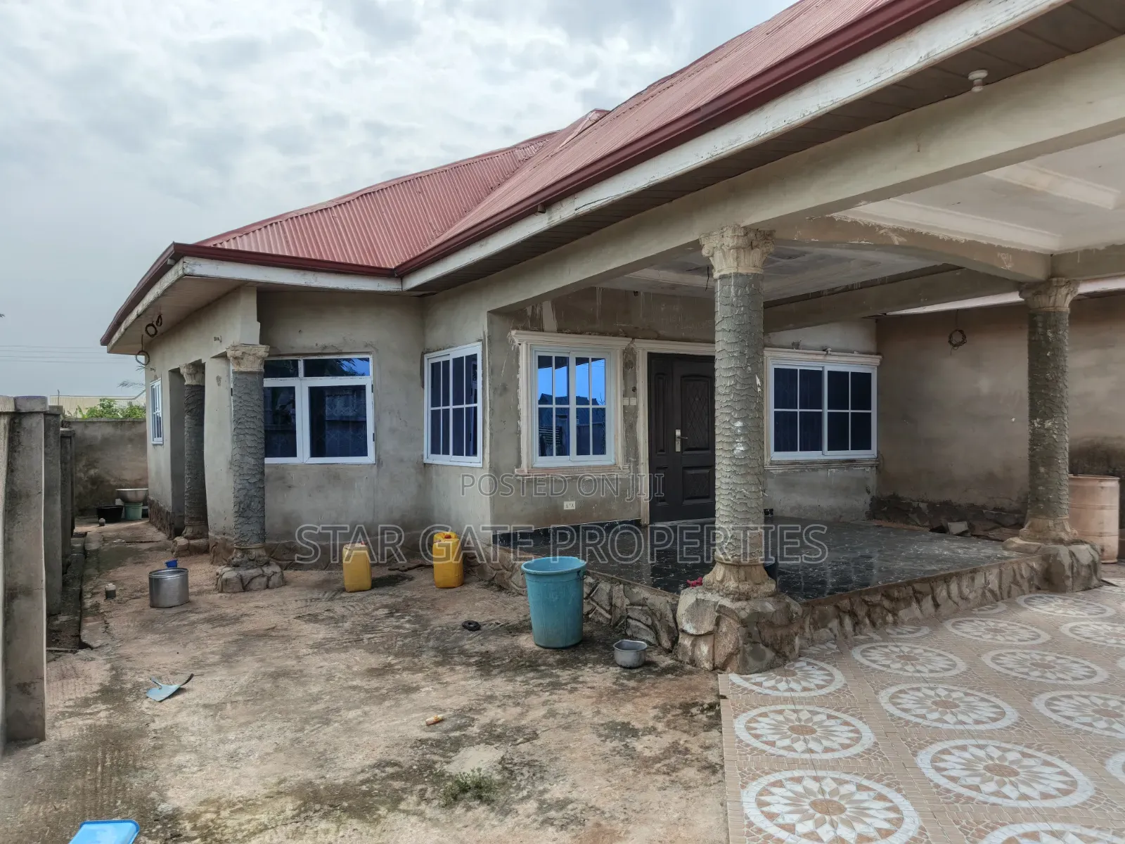 3bdrm House in Adankwaame, Kumasi Metropolitan for sale