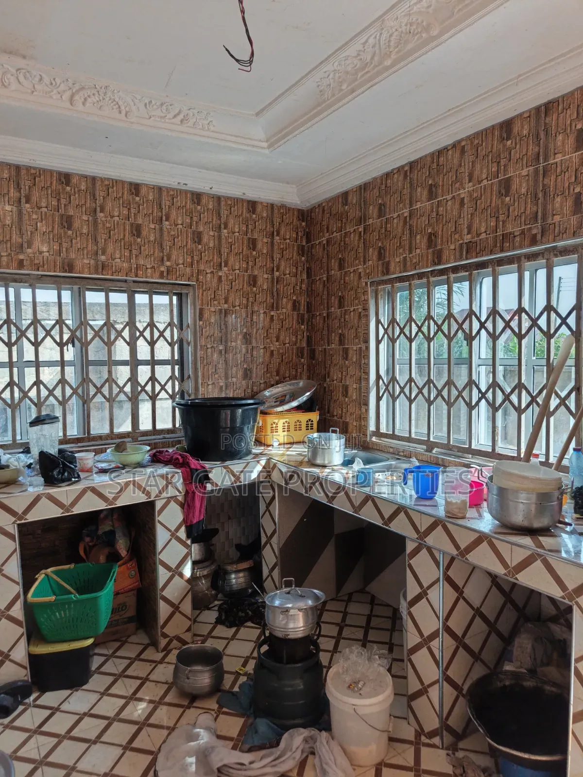 3bdrm House in Adankwaame, Kumasi Metropolitan for sale