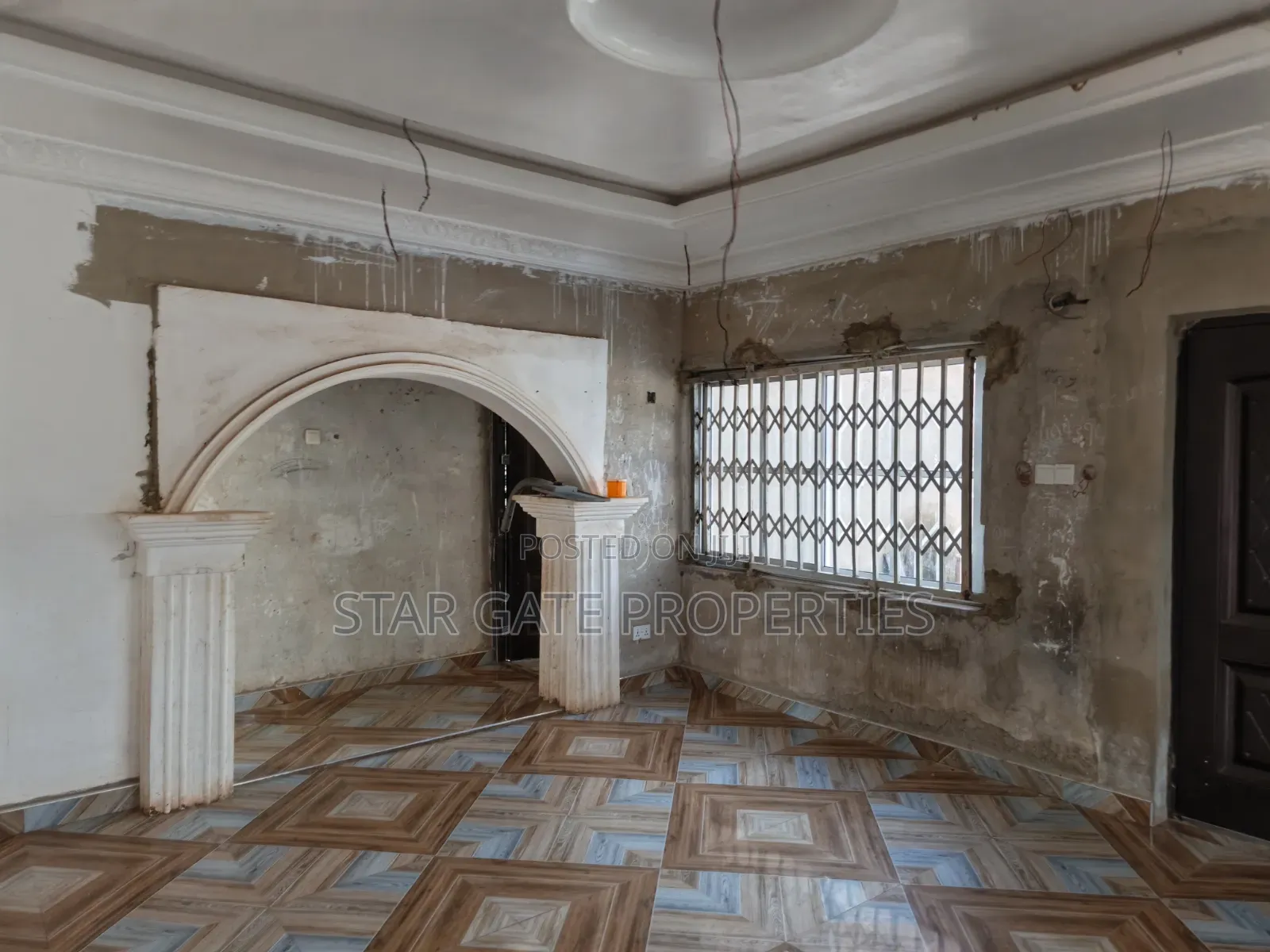 3bdrm House in Adankwaame, Kumasi Metropolitan for sale