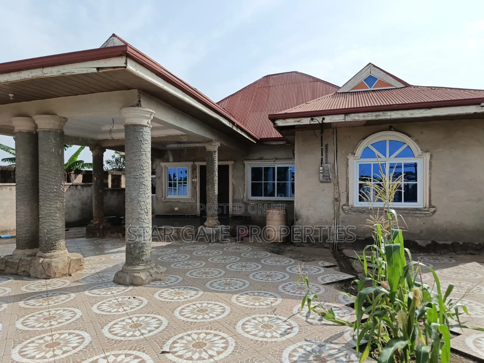 3bdrm House in Adankwaame, Kumasi Metropolitan for sale