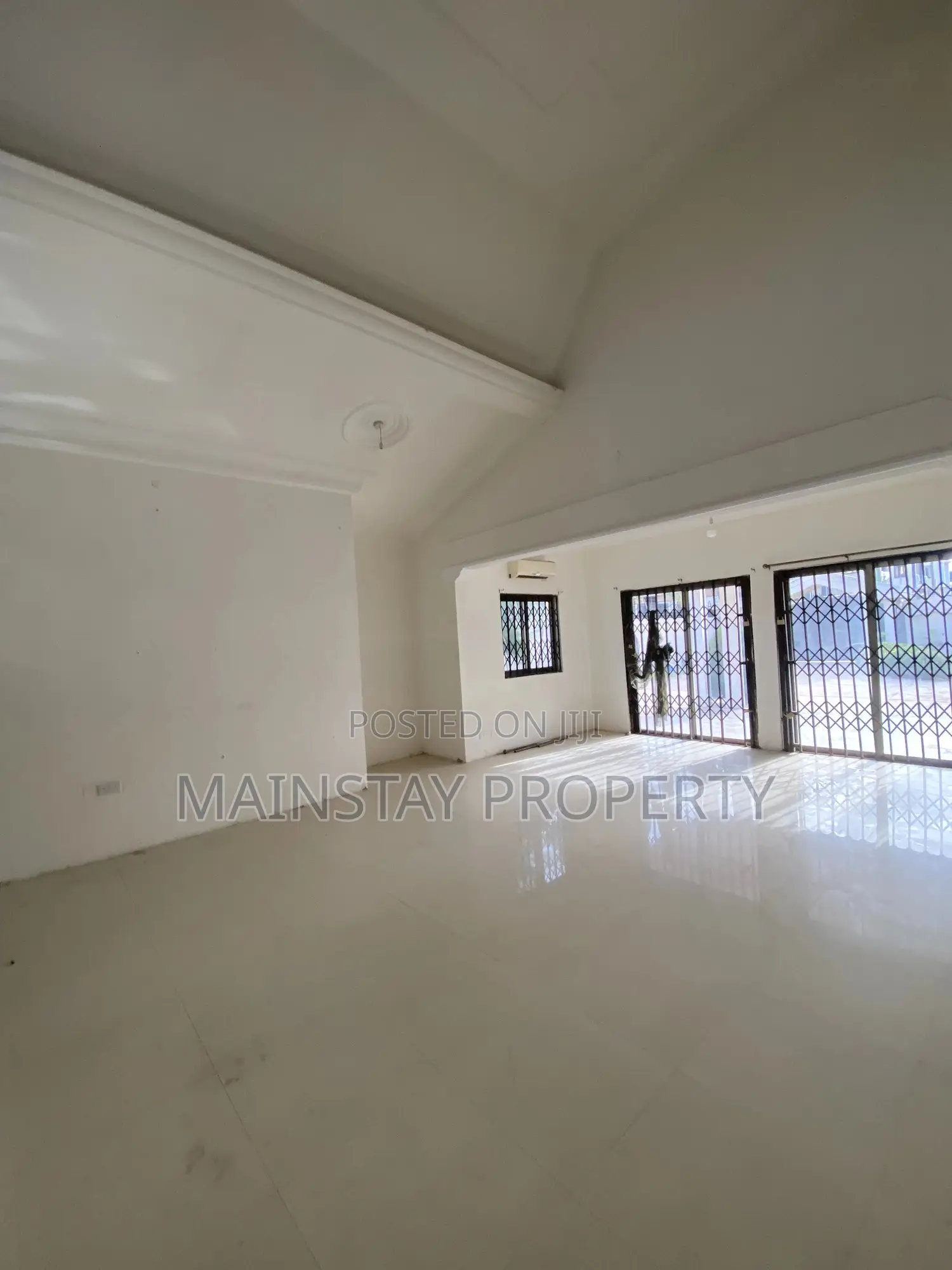 4bdrm House in Mainstay Estates, Taifa-Burkina for sale