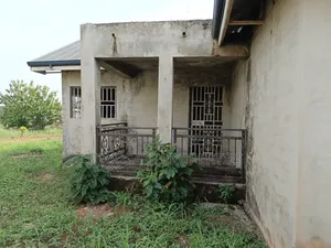 4bdrm House in Adankwaame, Kumasi Metropolitan for sale