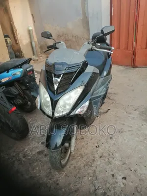 SYM Symnh 2022 Red
