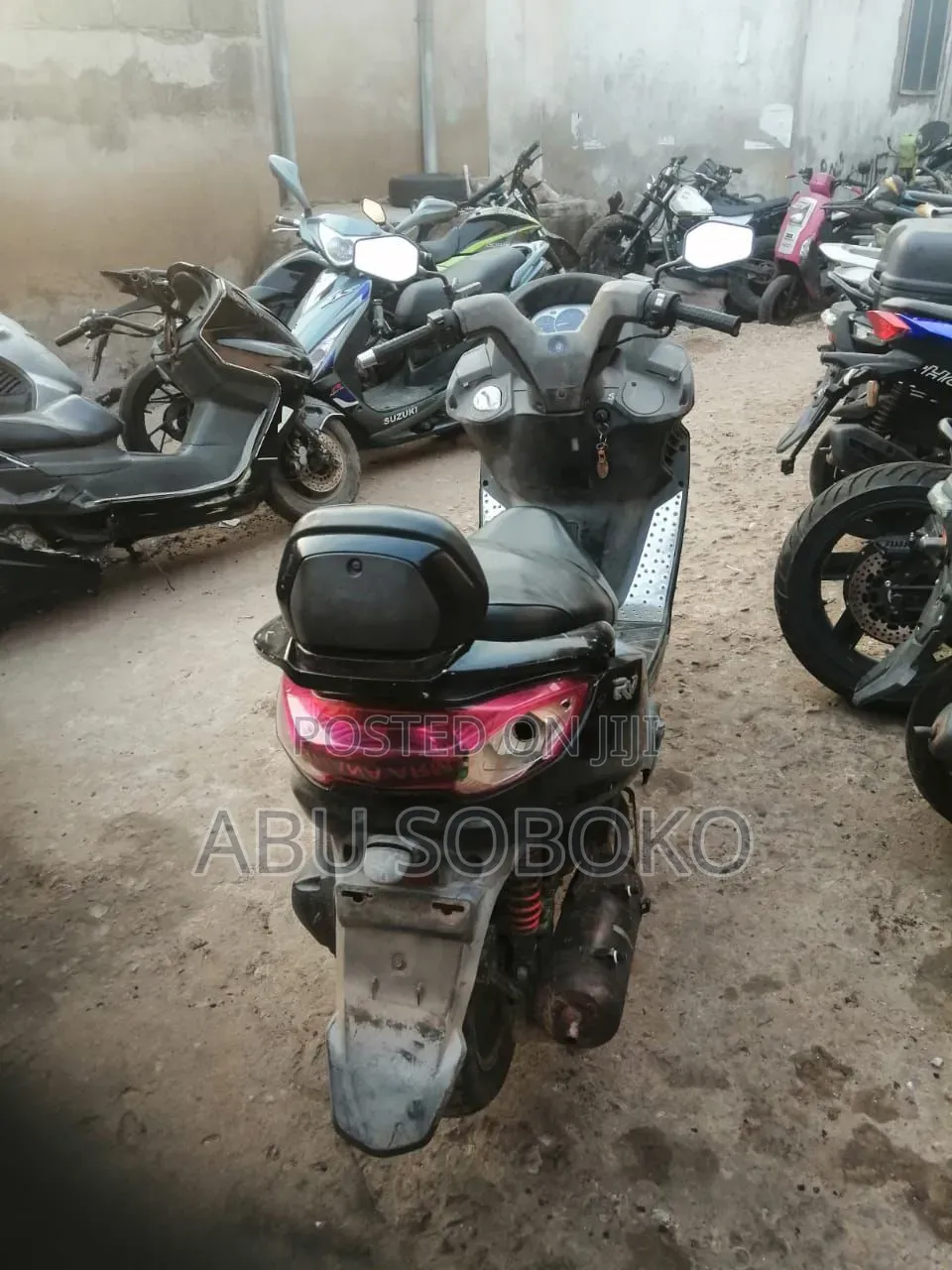 SYM Symnh 2022 Red