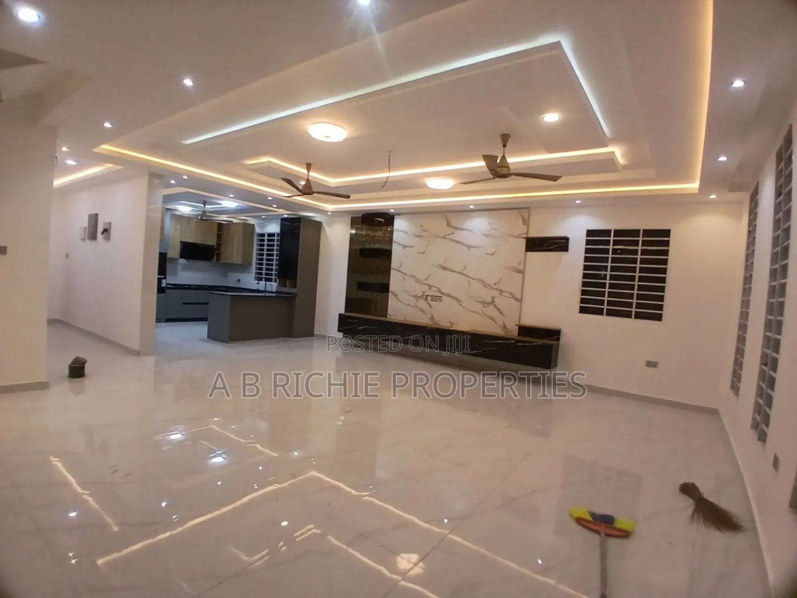 4bdrm House in Ab Richie Properties, Boundary Road Area for sale
