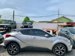 Toyota C-HR XLE Prermium FWD (2.0L 4cyl 2AM) 2018 Gray