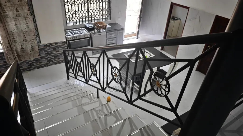 5bdrm House in Aburi for sale