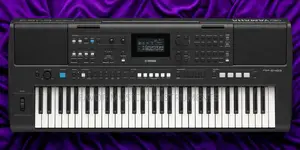 Yamaha E483 Keyboard
