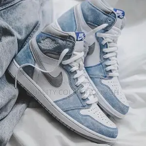 Air Jordan 1 Sneakers in Colours