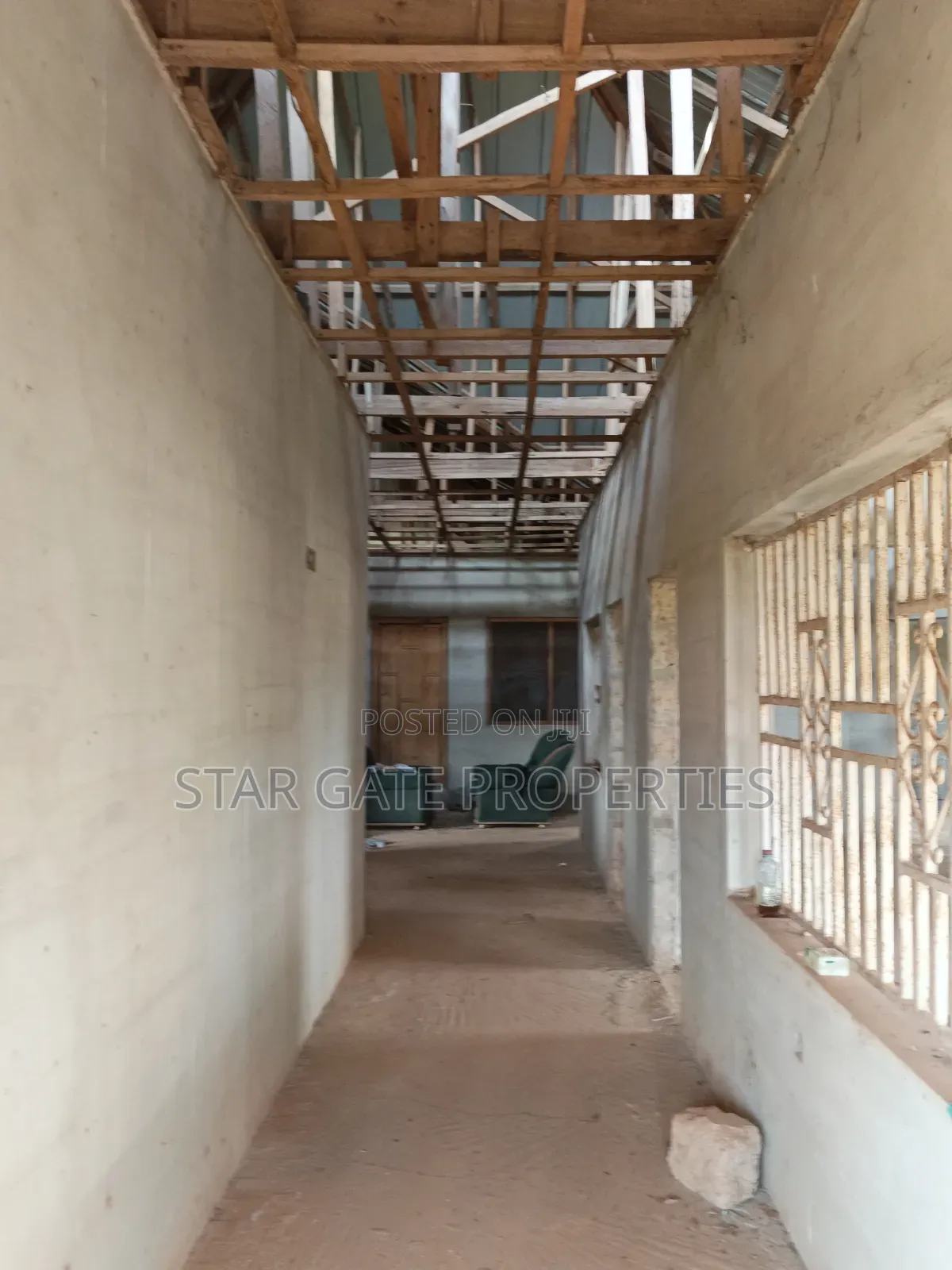 4bdrm House in Abrepo Asuofia Road, Atwima Nwabiagya for sale