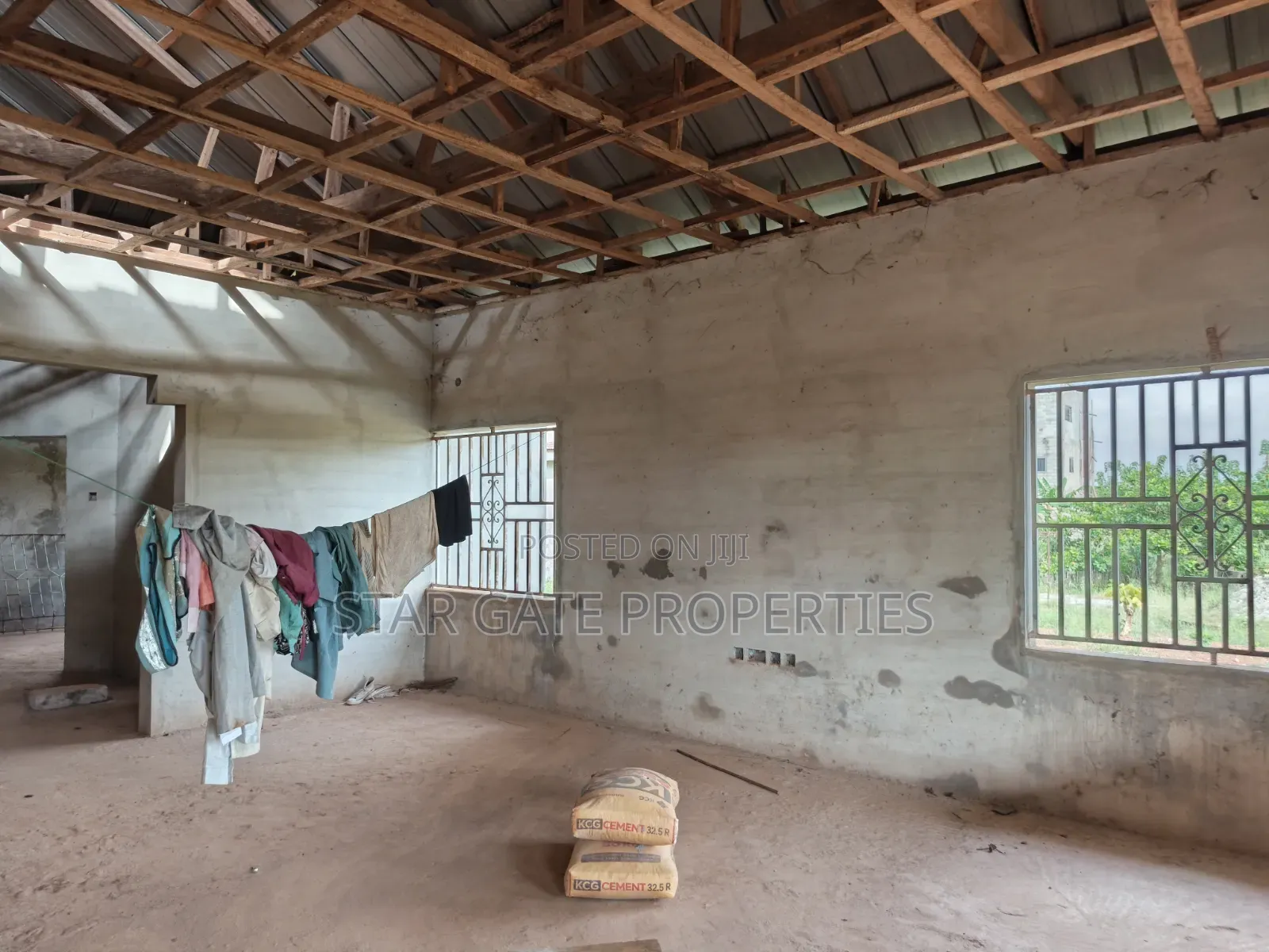 4bdrm House in Abrepo Asuofia Road, Atwima Nwabiagya for sale
