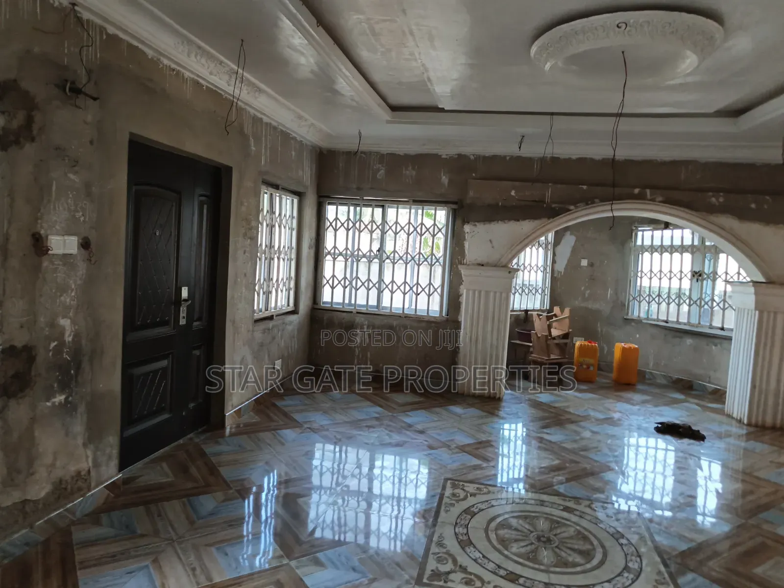 3bdrm House in Abrepo Asuofia Road, Atwima Nwabiagya for sale