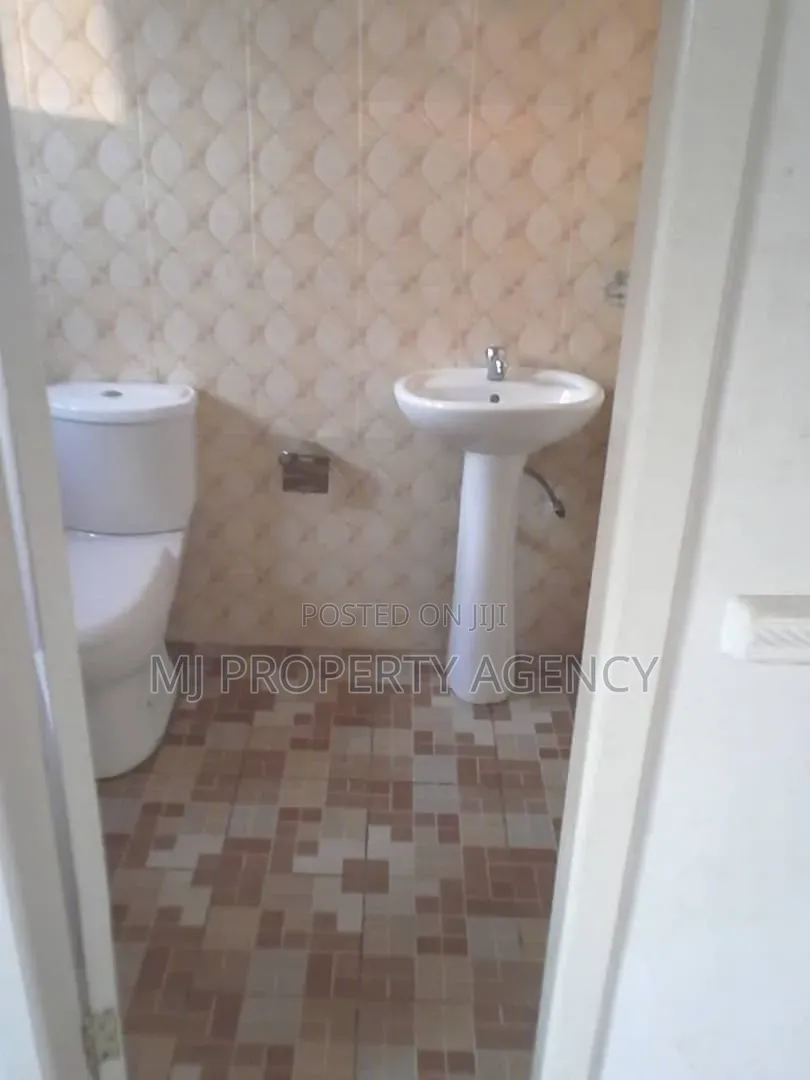 2bdrm Apartment in Community 25 Peace B for rent