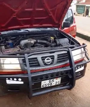 Nissan Hardbody 2010 Red