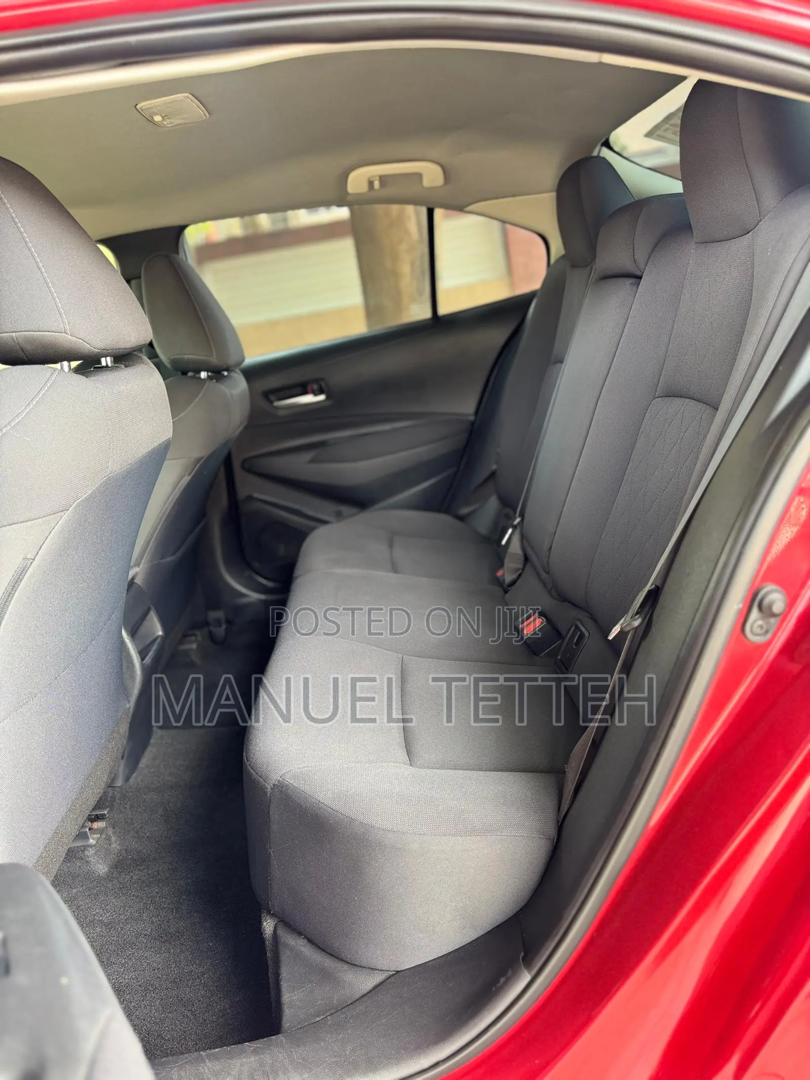 Toyota Corolla LE 2020 Red
