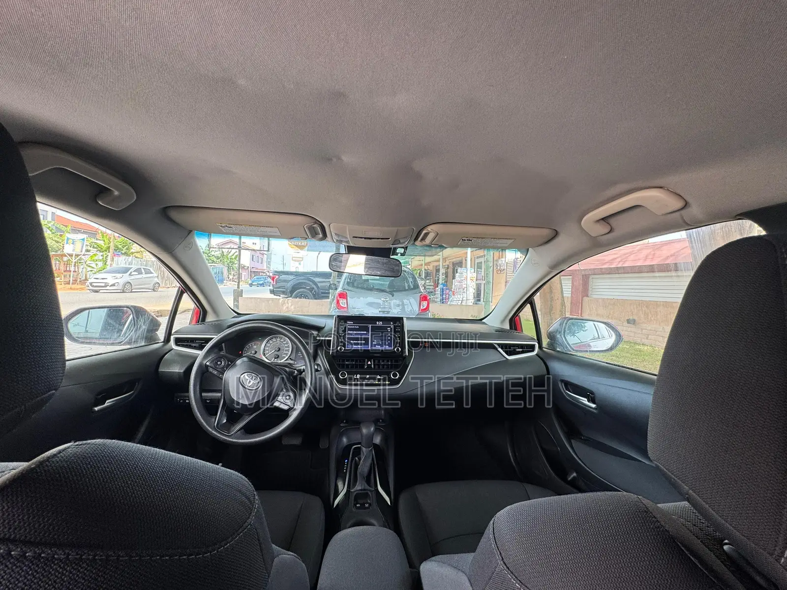 Toyota Corolla LE 2020 Red