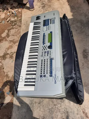 Yamaha Mo6