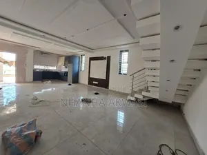 2bdrm House in Lashibi Mf, Sakumono for rent