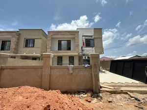 3bdrm House in Baatsona Total for sale