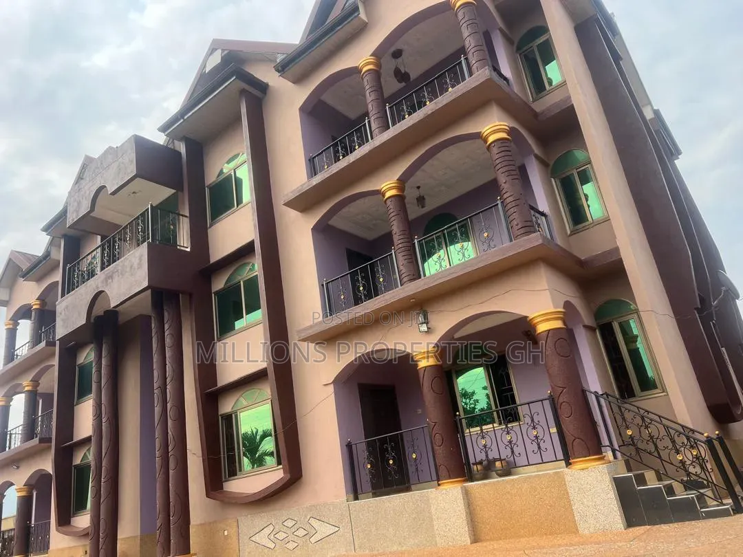 20bdrm Block of Flats in Millions Properties, Kumasi Metropolitan