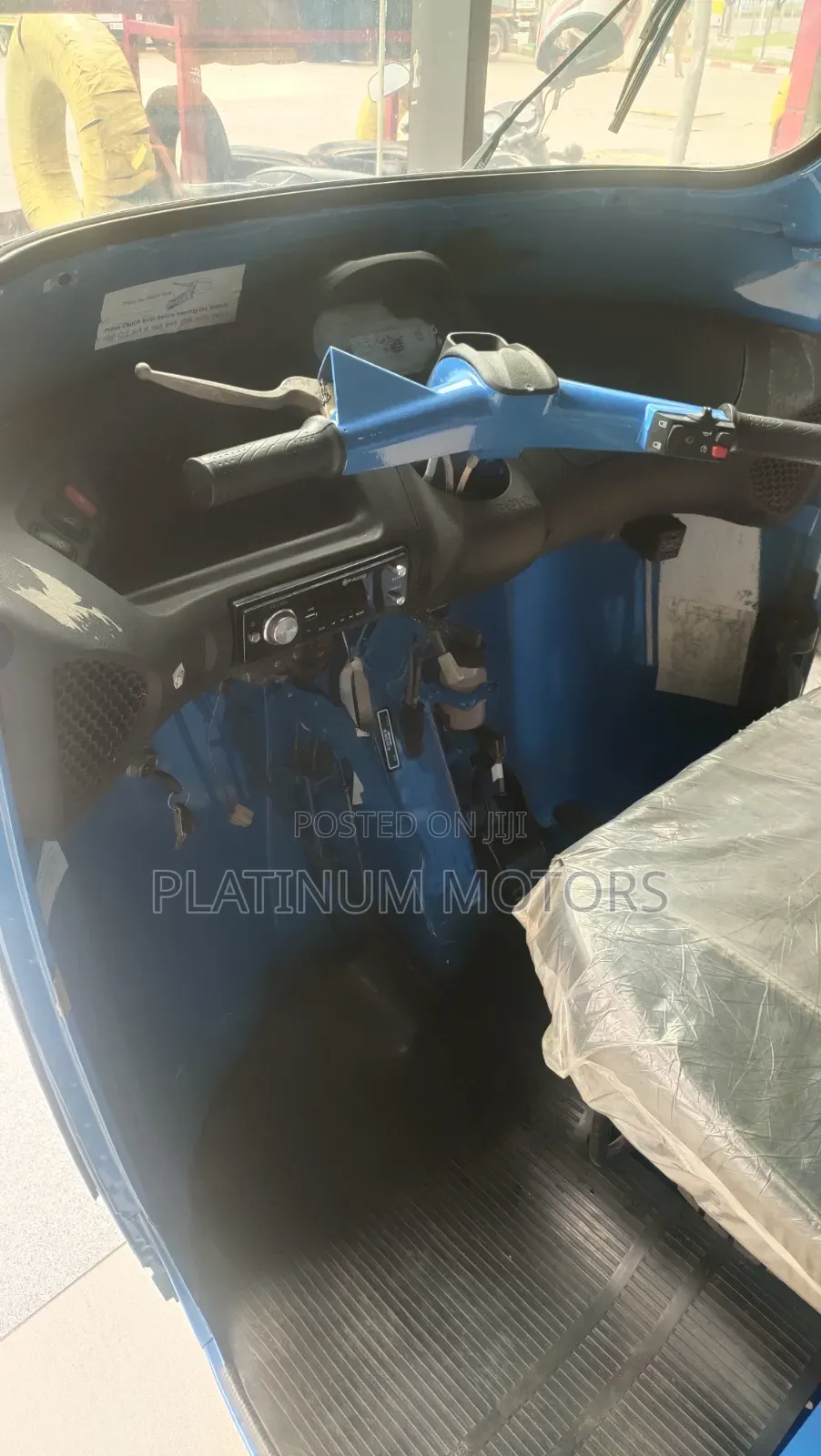 New Piaggio 2024 Blue
