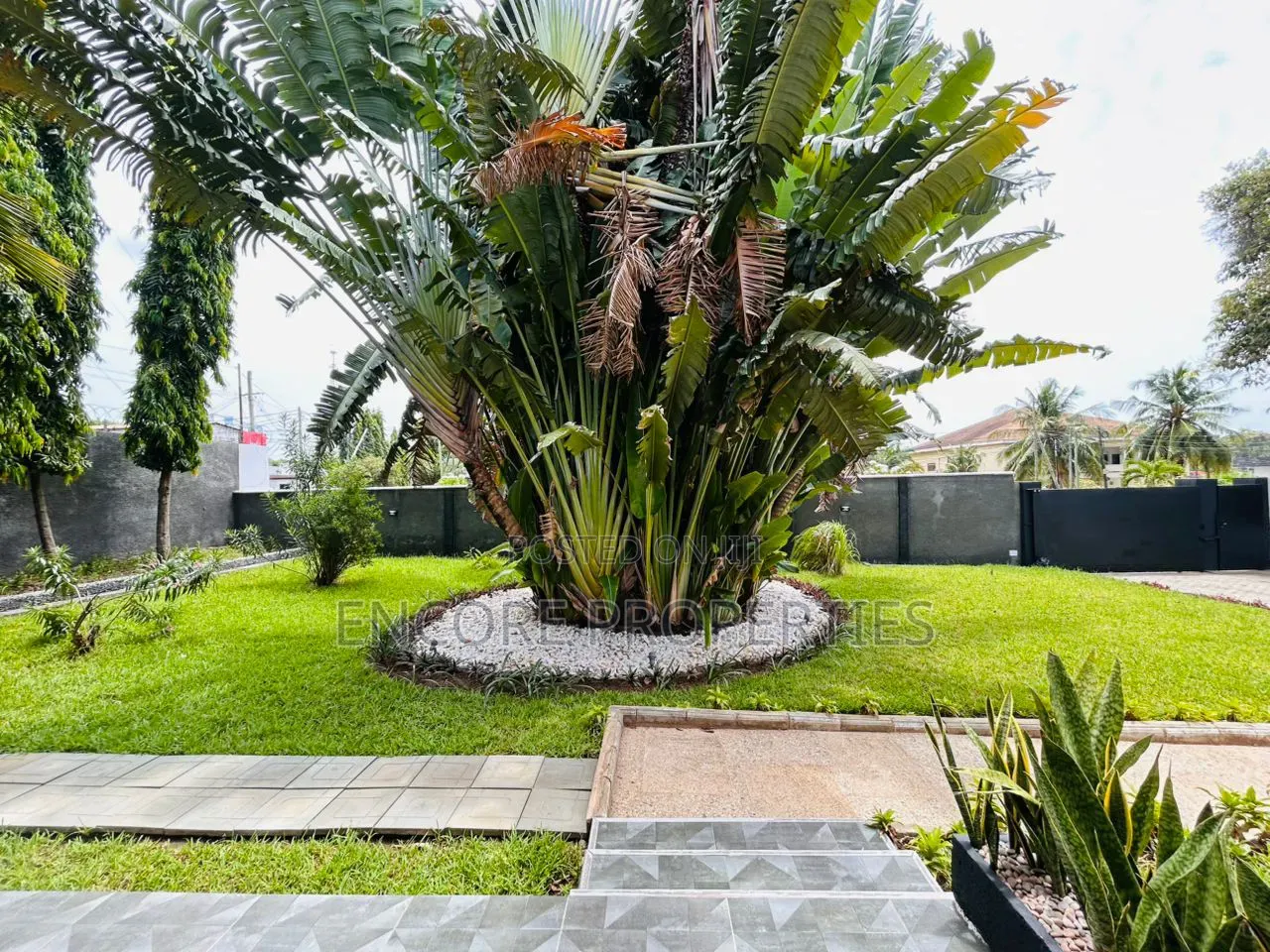 4bdrm House in Cantonments, US Embassy Area for rent
