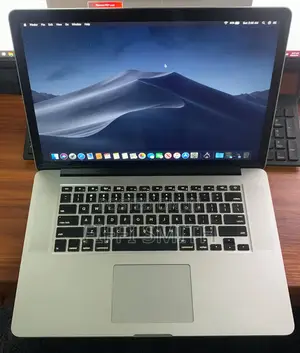 Laptop Apple MacBook Pro 2015 16GB Intel Core i7 SSD 500GB