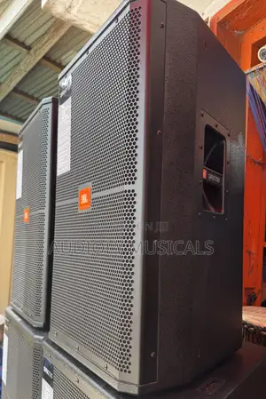 JBL Half Range Speaker