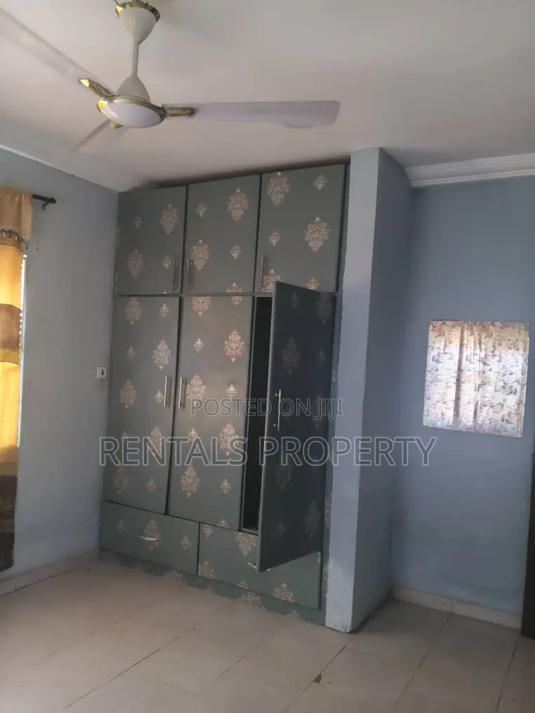 3bdrm House in Oyarifa School , Pentecost for rent
