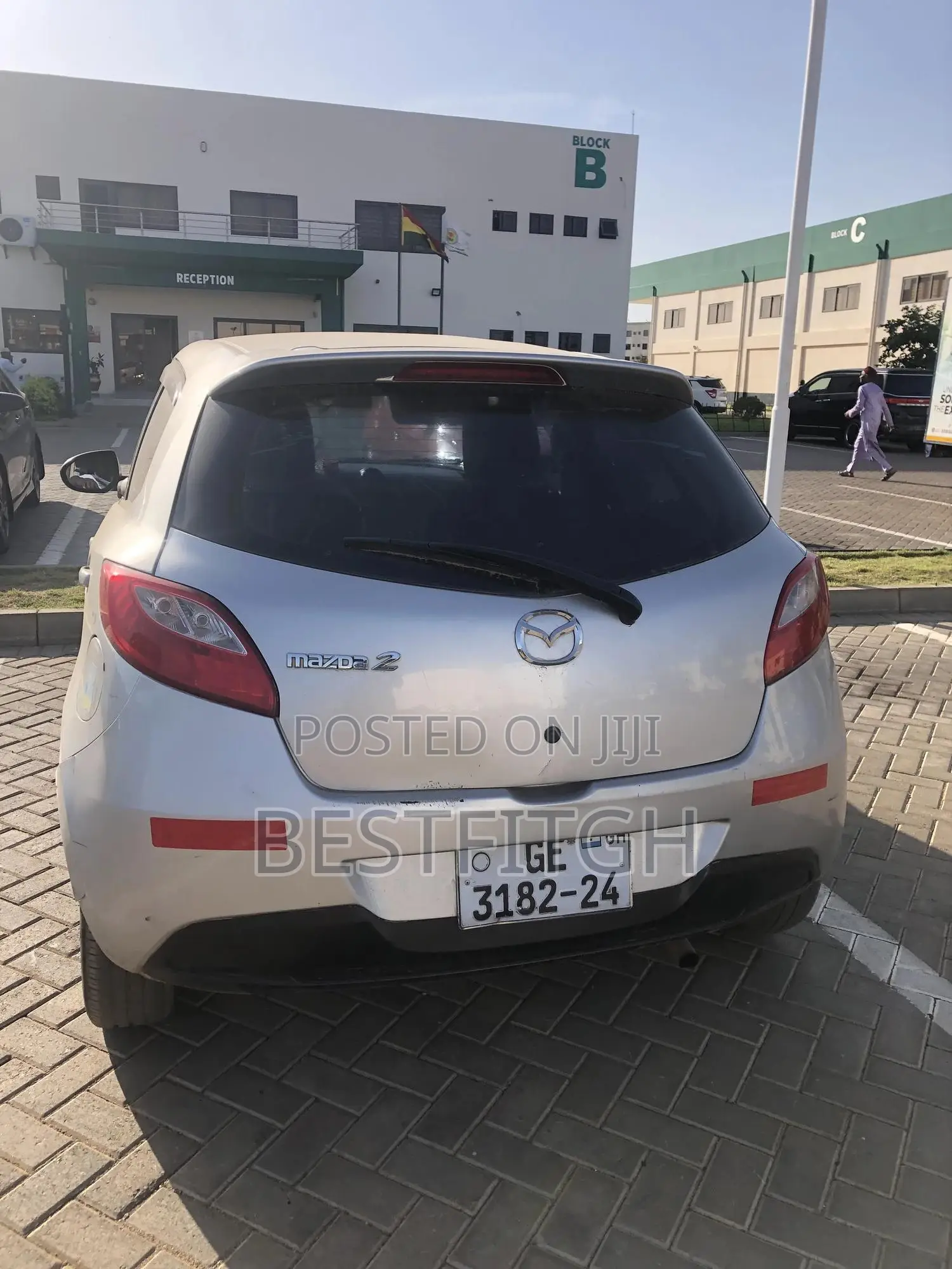 Mazda 2 2012 Silver
