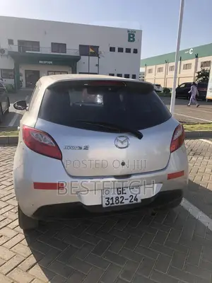 Mazda 2 2012 Silver