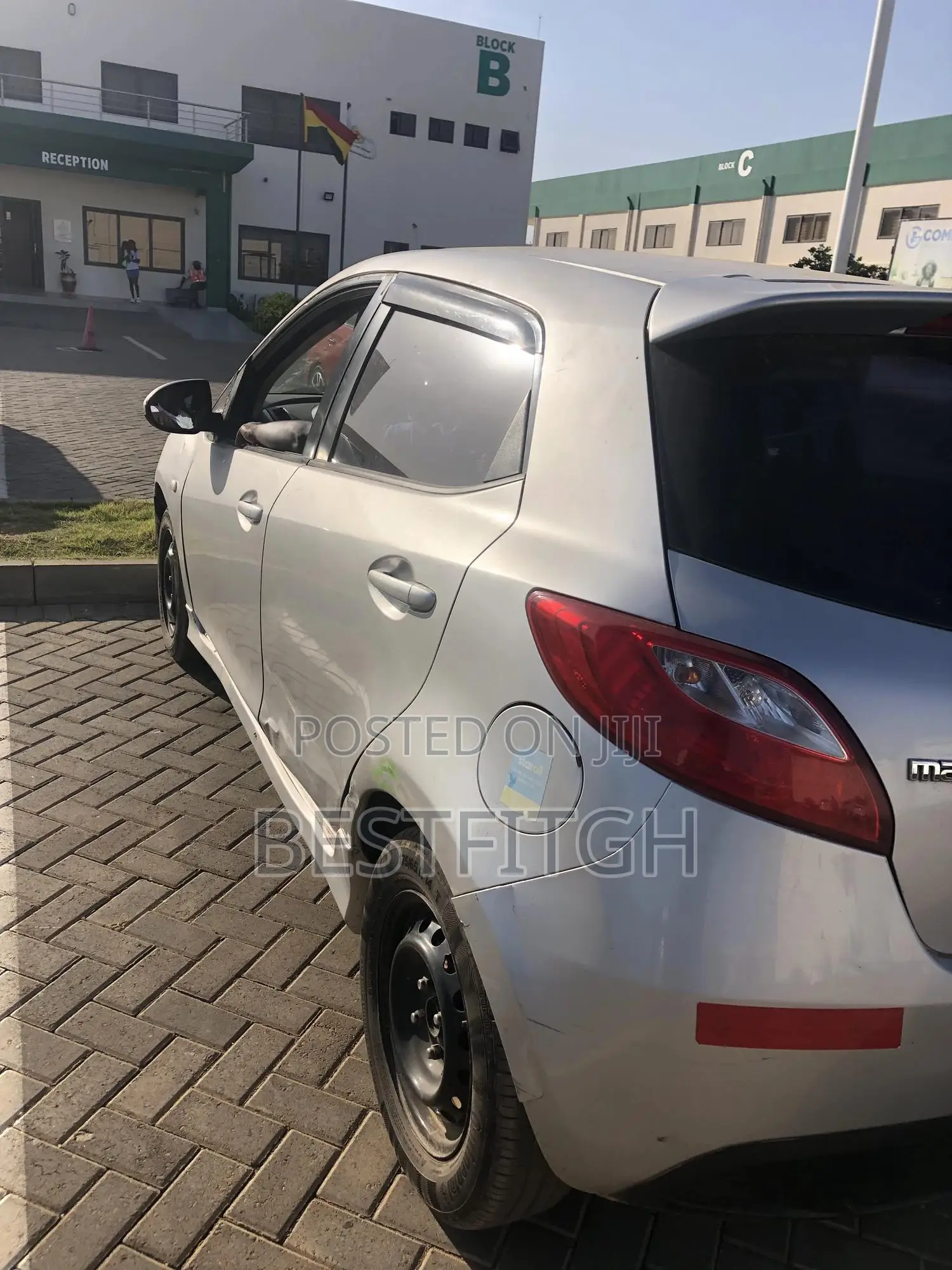 Mazda 2 2012 Silver