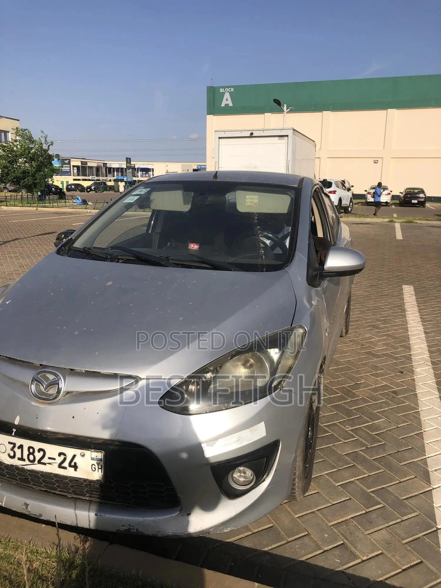 Mazda 2 2012 Silver