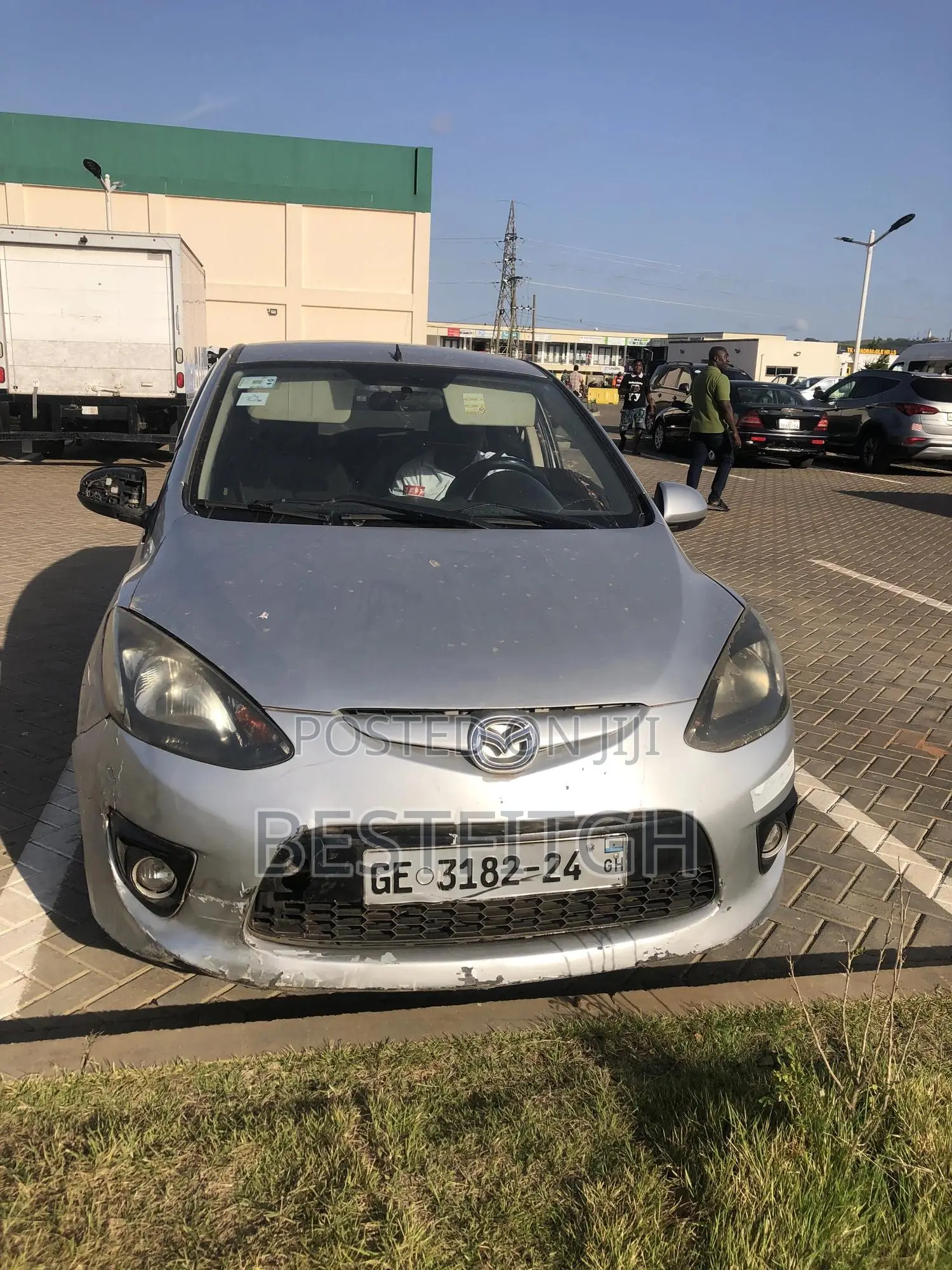 Mazda 2 2012 Silver