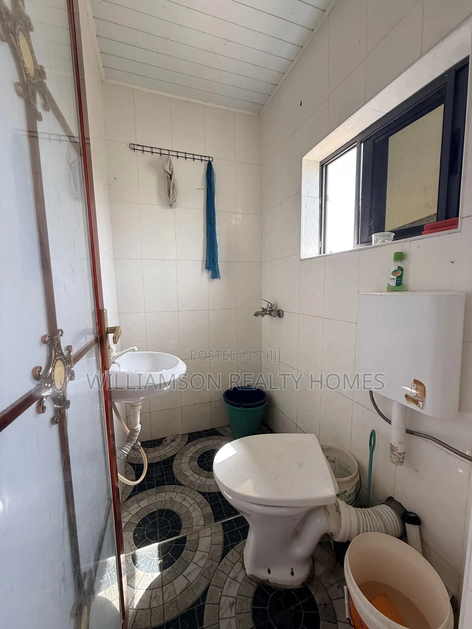 1bdrm Apartment in Hfc Estate Area, Spintex for rent