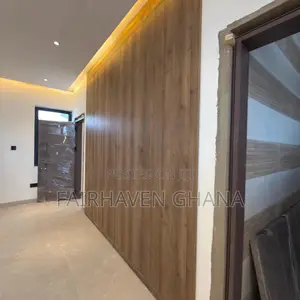 5bdrm House in Fairhaven Properties, Adjiriganor for sale