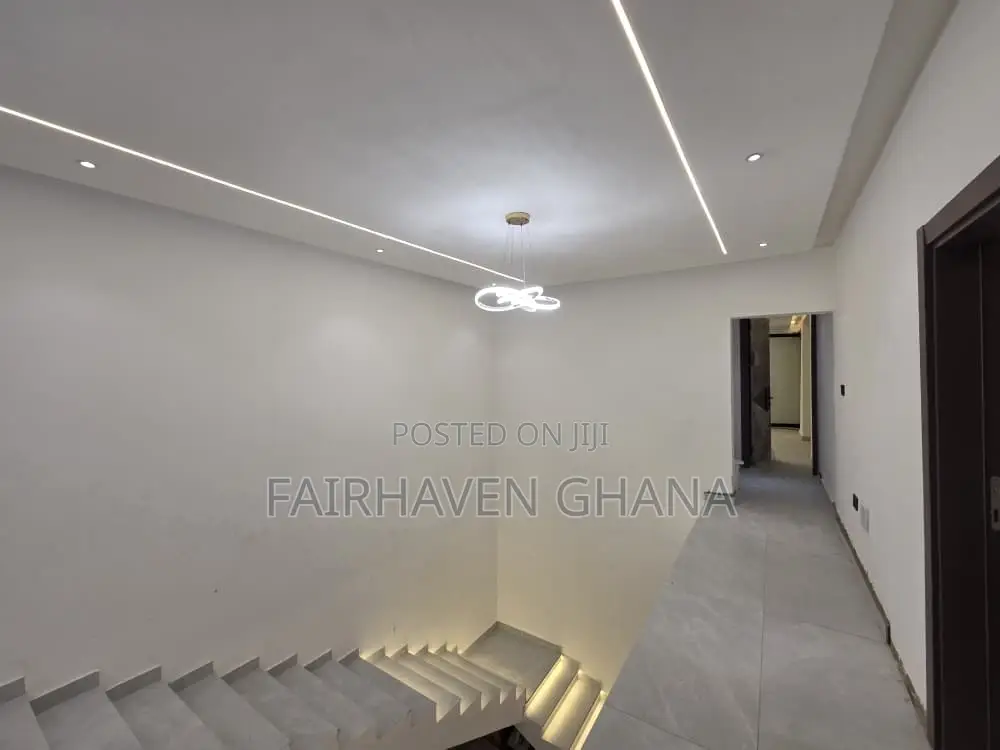 4bdrm House in Fairhaven Properties, East Legon for sale