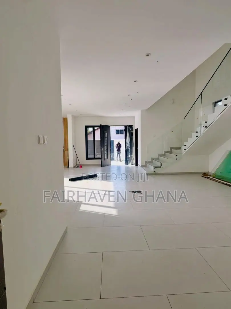 4bdrm House in Fairhaven Properties, East Legon for sale