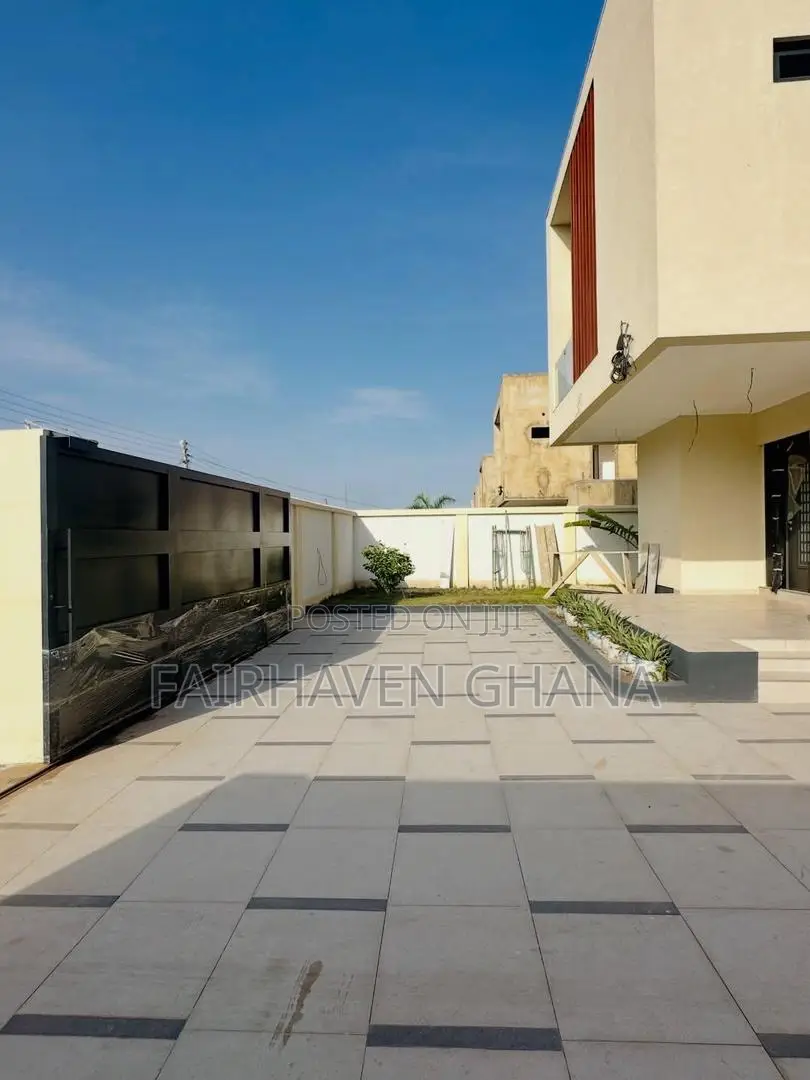 4bdrm House in Fairhaven Properties, East Legon for sale