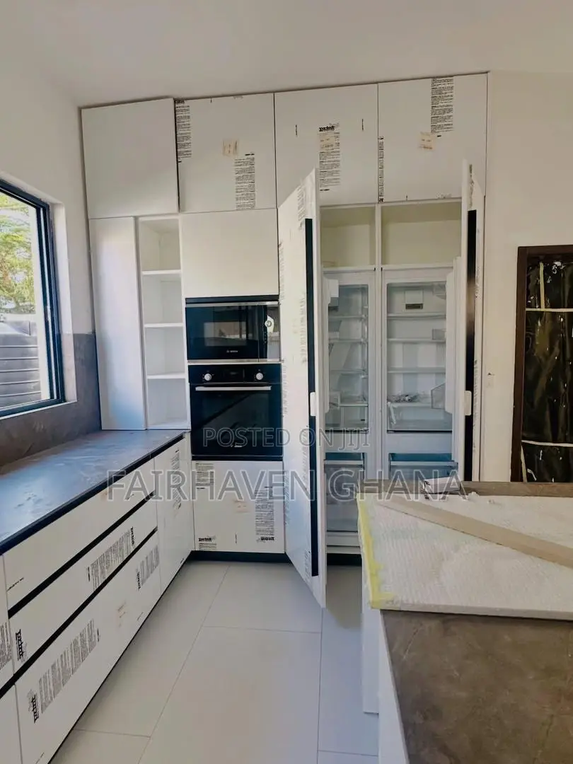4bdrm House in Fairhaven Properties, East Legon for sale