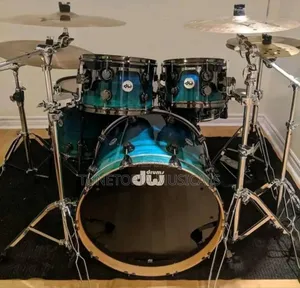 Dw Collector's Series Drum Set Featuring a Blue-to-Black Burst Finish