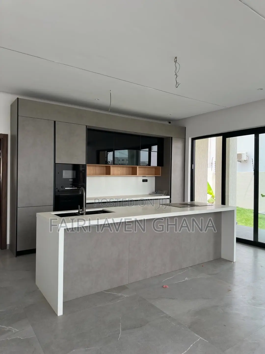 5bdrm House in Fairhaven Properties, Adjiriganor for sale