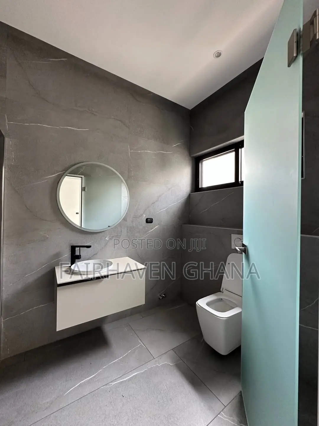 5bdrm House in Fairhaven Properties, Adjiriganor for sale