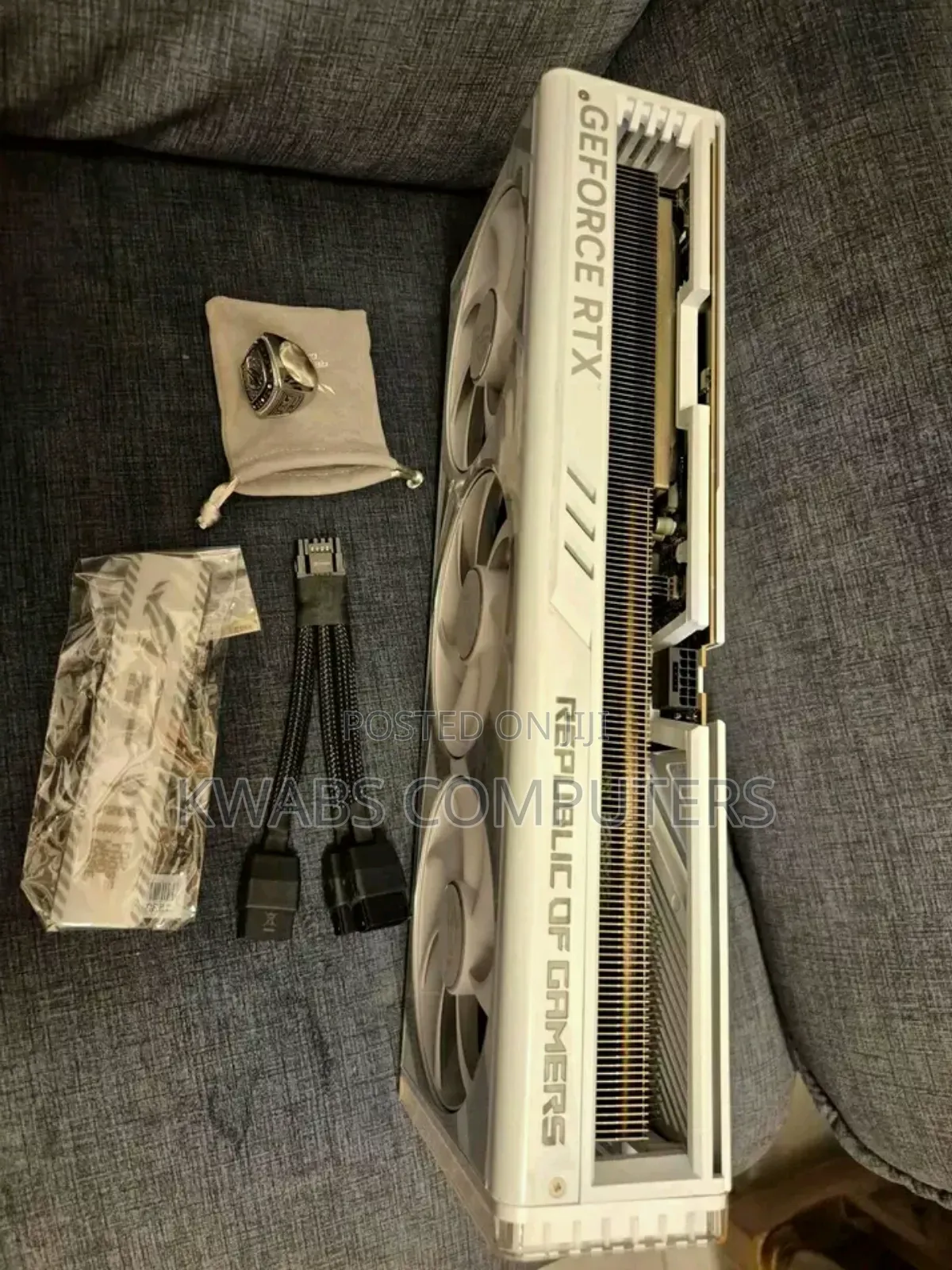 Asus RTX 4080 White