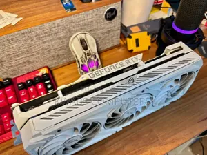 Whitr Asus RTX 3080