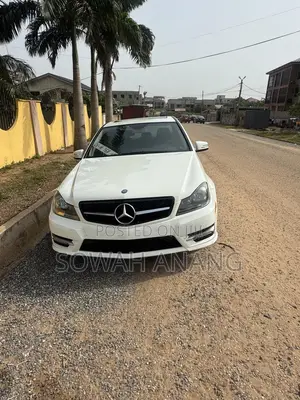 Mercedes-Benz C250 2014 White