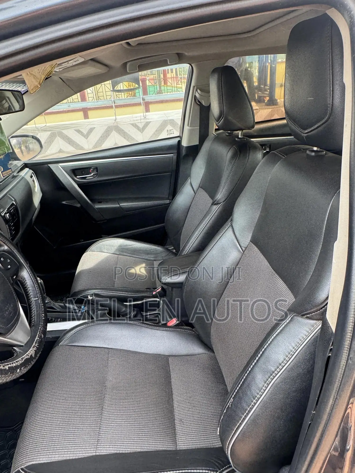 Toyota Corolla 2016 Black