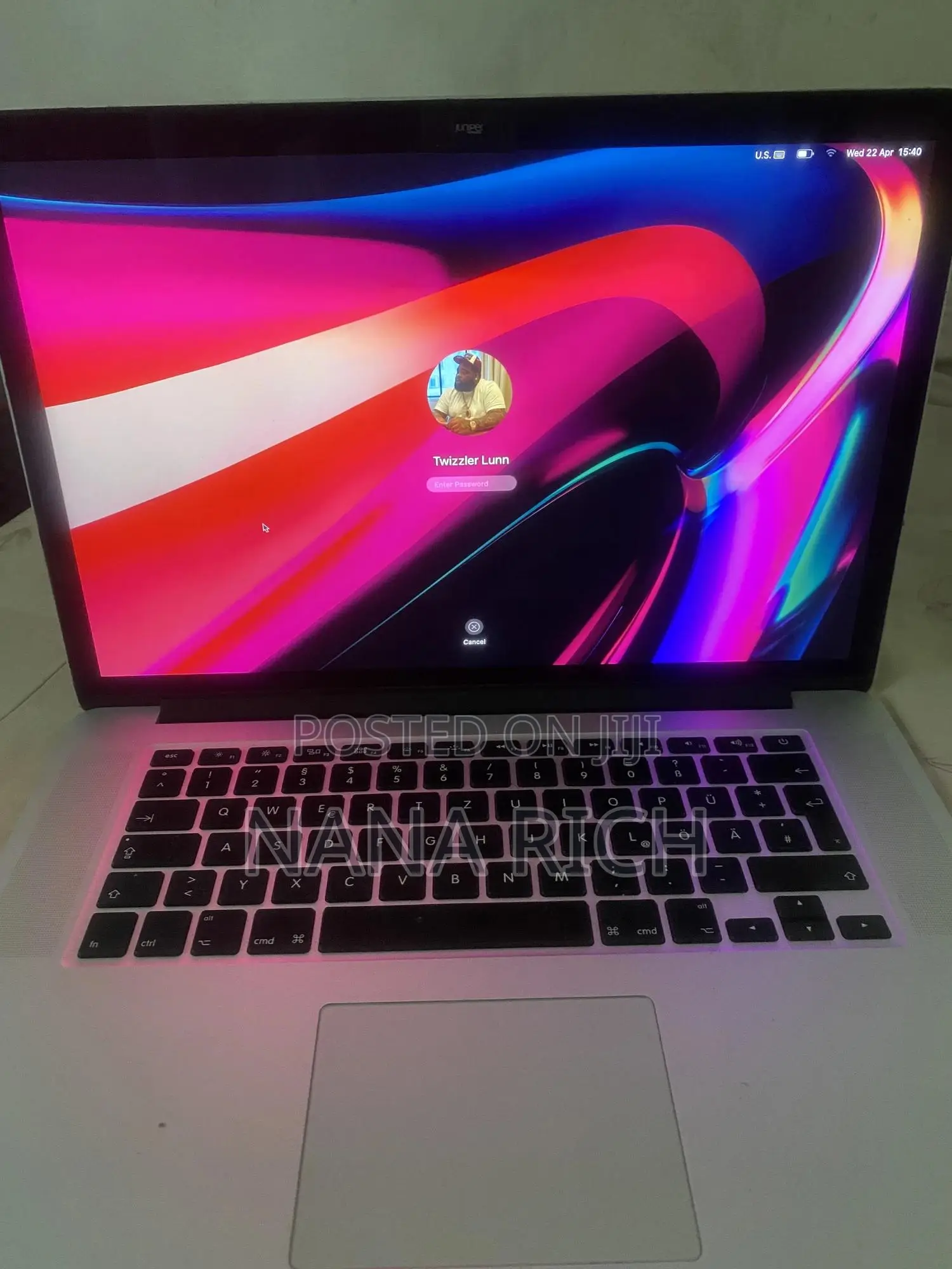Laptop Apple MacBook Pro 2015 16GB Intel Core i7 SSD 256GB
