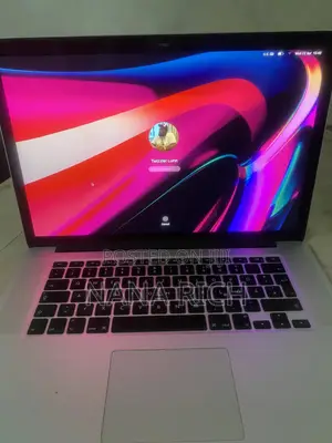 Laptop Apple MacBook Pro 2015 16GB Intel Core i7 SSD 256GB
